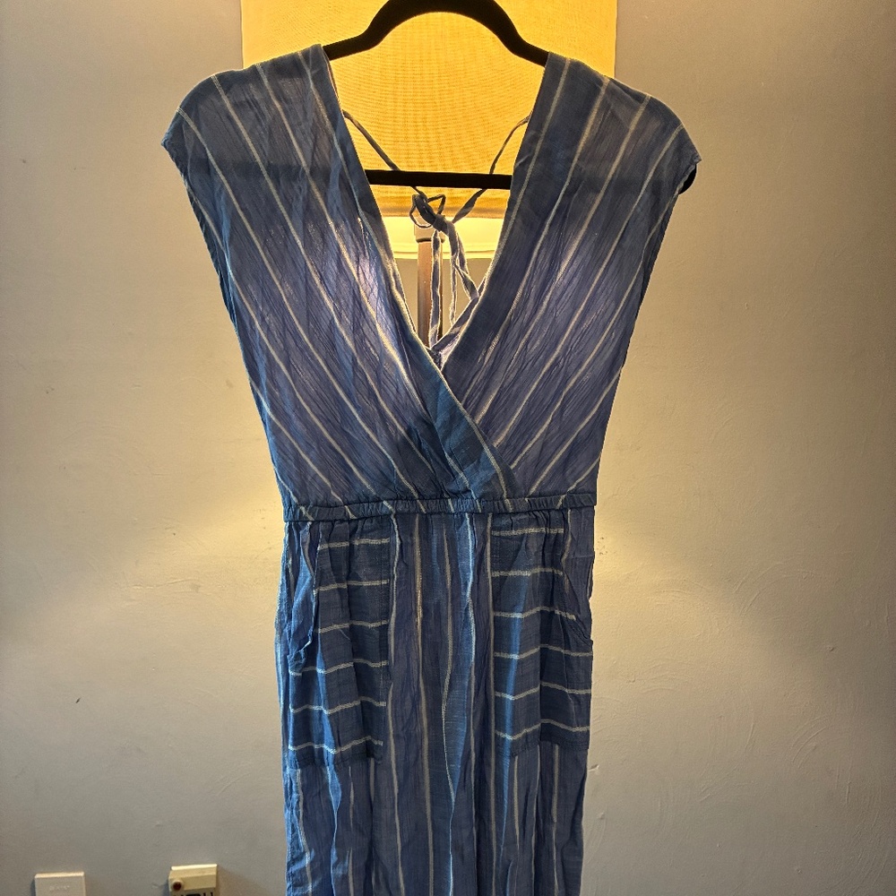 Linen Universal Threads with pockets! - image 1